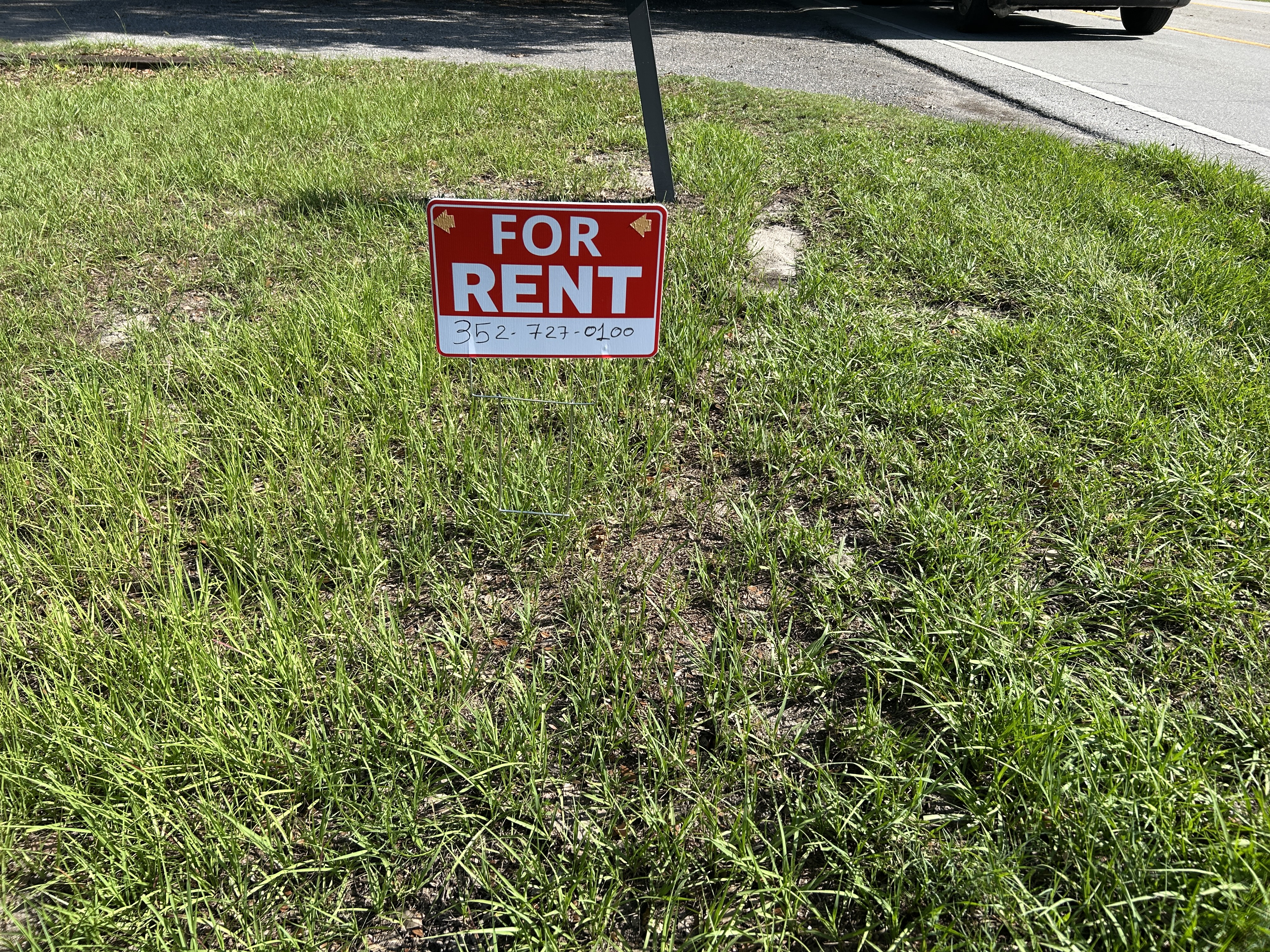 Commercial Building for Lease in Newberry