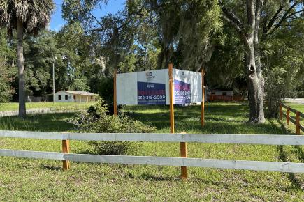 Commercial Lot in Newberry